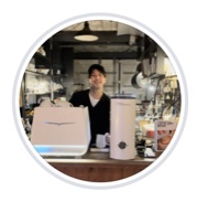_turner_ 氏（COFFEE FEST LATTE ART WORLD CHAMPIONSHIP Chicago '15 優勝・ラテアート世界チャンピオン）
